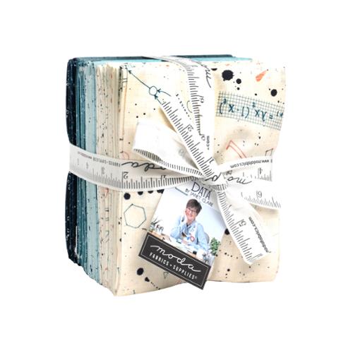 Data Fat Quarter Bundle (26 pcs)