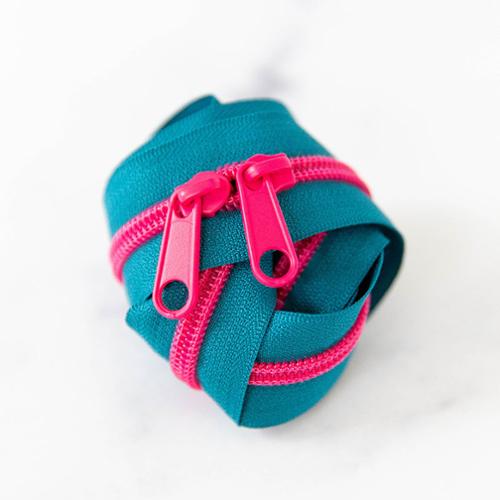 30" Zipper - Electric Youth from Moda