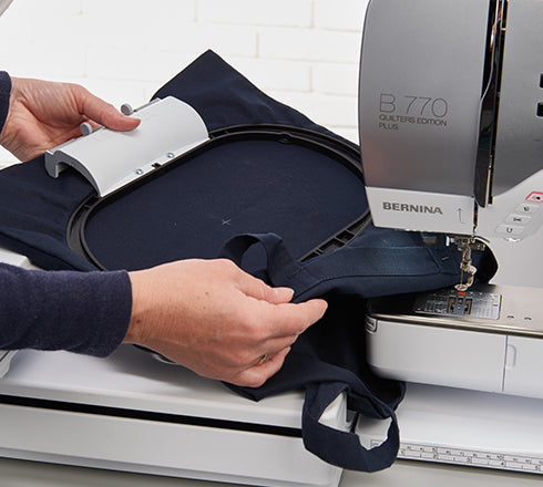 BERNINA Large Freearm Embroidery Hoop 5.7 x 10 - 106681.70.00