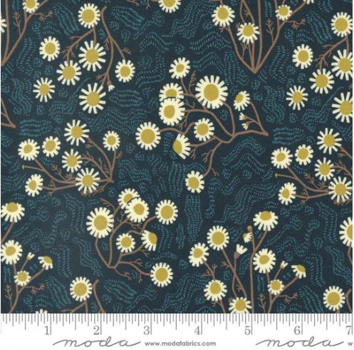 Quaint Cottage Daisy Midnight