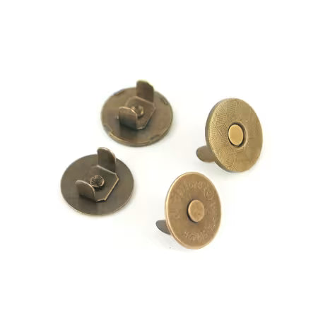 Sallie Tomato 3/4" Antique Magnetic Snap Closure