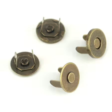 Sallie Tomato 1/2" Antique Magnetic Snaps, 2 Count