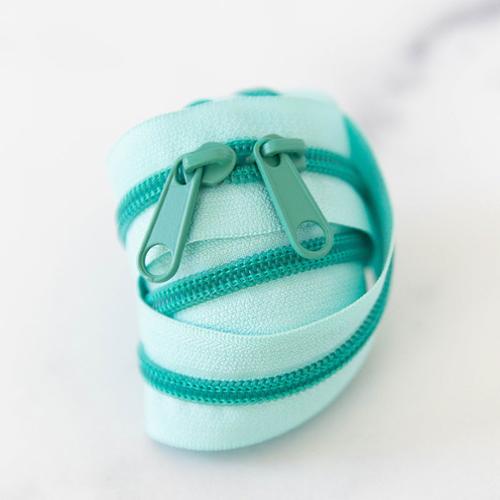 30" Zipper - Spearmint from Moda