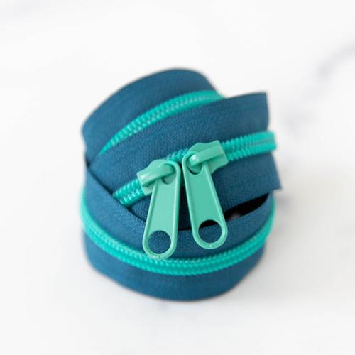 30" Zipper - Tealtastic from Moda