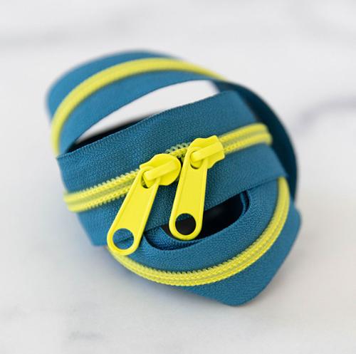 30" Zipper - Zap from Moda