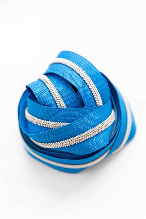 Knot and Thread Design Zipper Tape #5 3yd Blueberry Burst | #KAT ZIP12